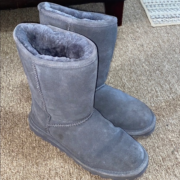 bearpaw boots size 10